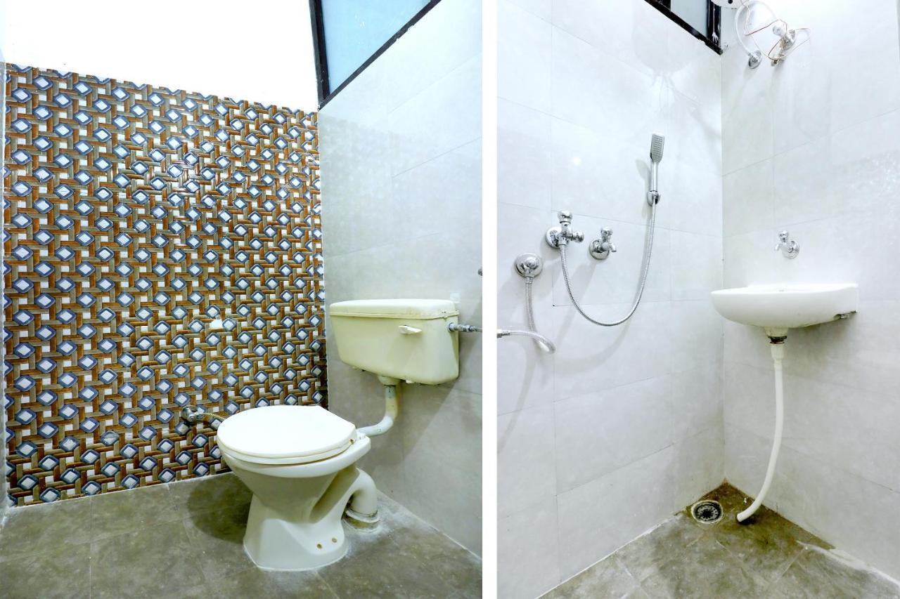 Spot On 44679 Hotel Samrat Sohana Екстер'єр фото